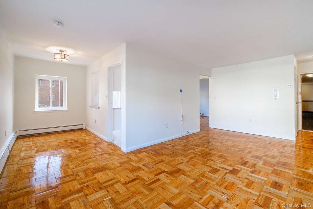 838 Pelhamdale Road - Photo 1