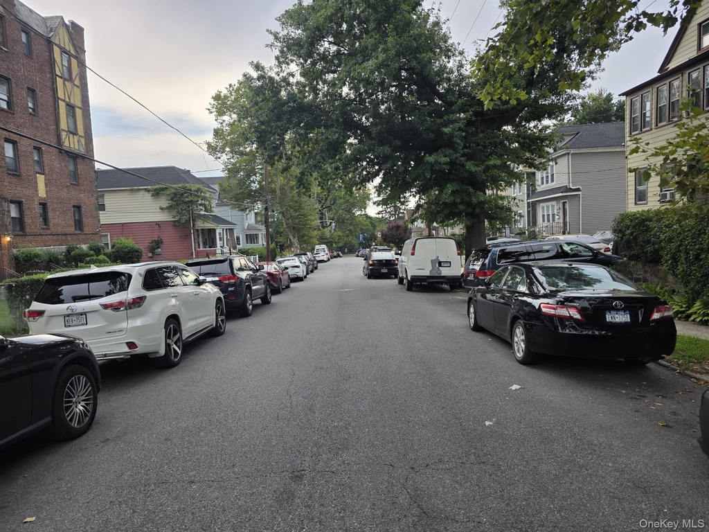 420 Bedford Avenue - Photo 15