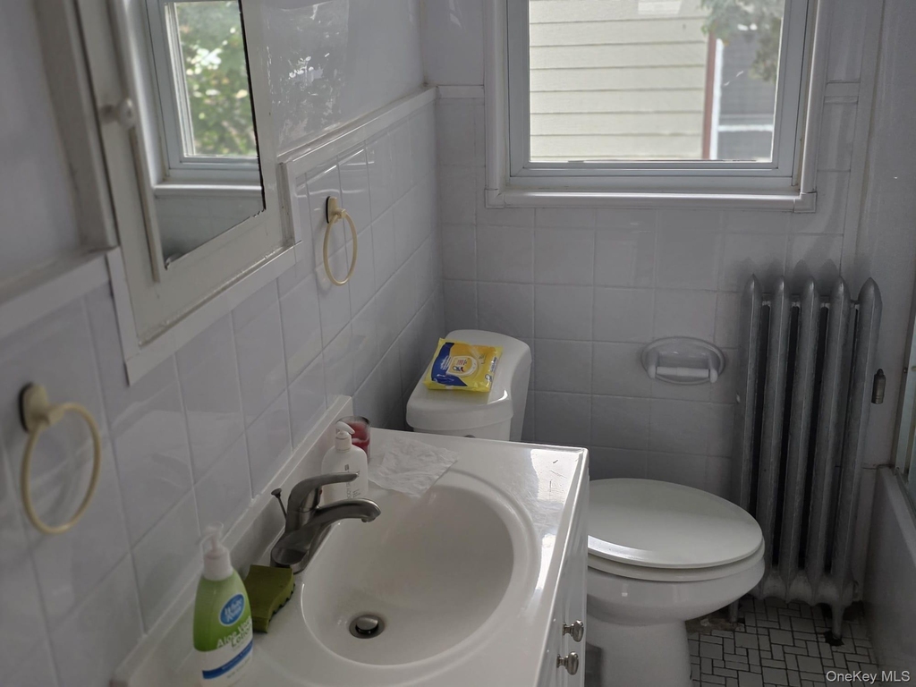 420 Bedford Avenue - Photo 8