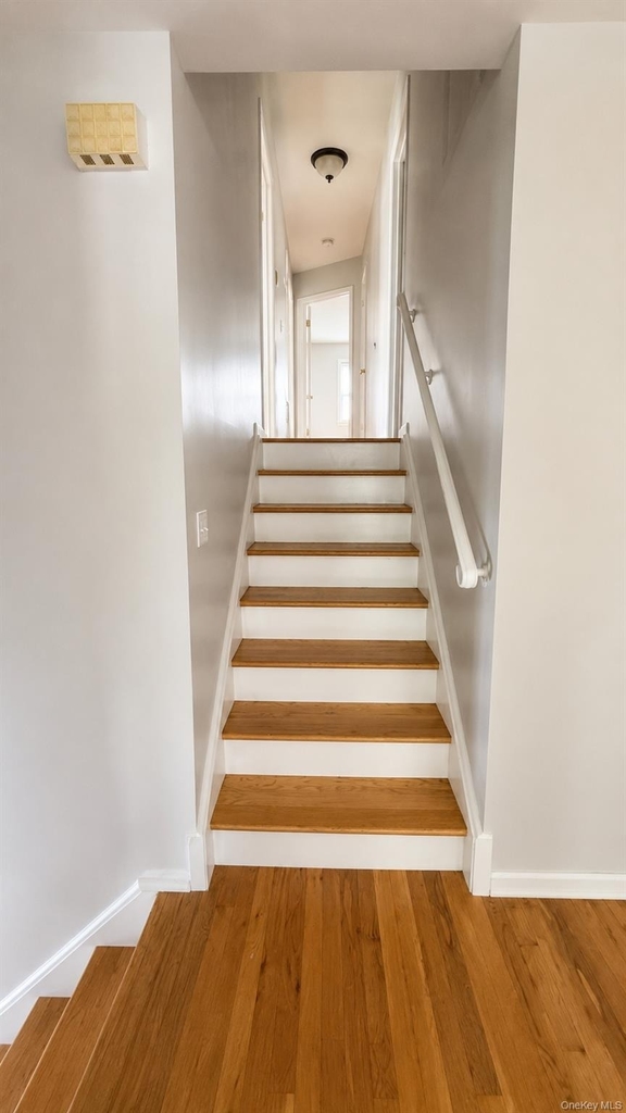 1533 208th Street - Photo 7