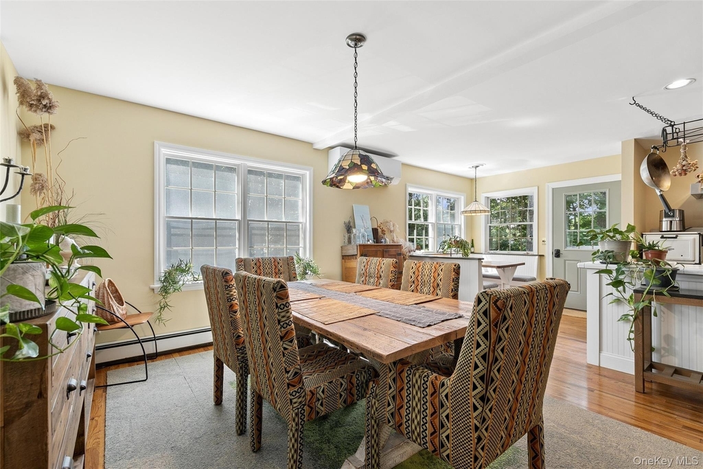 1020 Monsell Lane - Photo 10