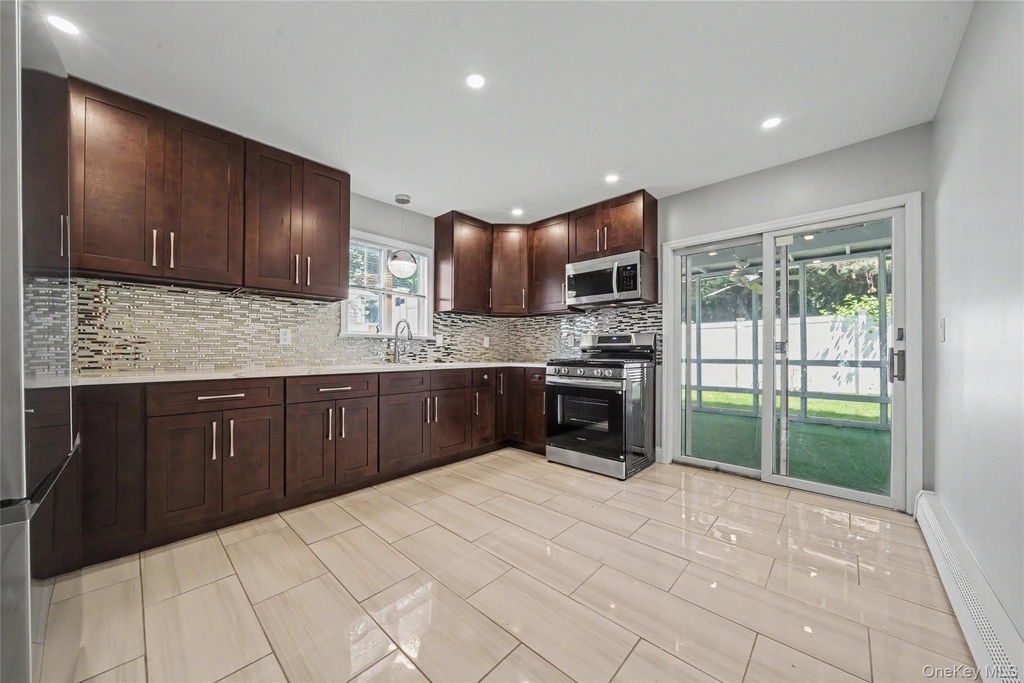 46 Homewood Avenue - Photo 3
