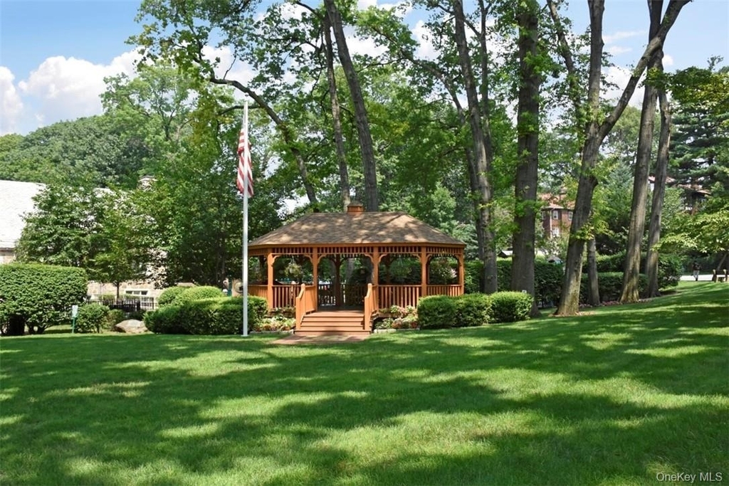 139 Fifth Avenue - Photo 13