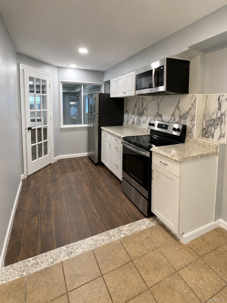 16 Frank Avenue - Photo 1
