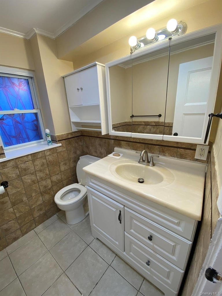 16 Frank Avenue - Photo 7