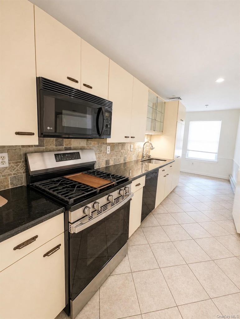803 Lenox Road - Photo 4