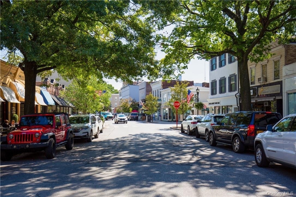 56 Maple Avenue - Photo 7