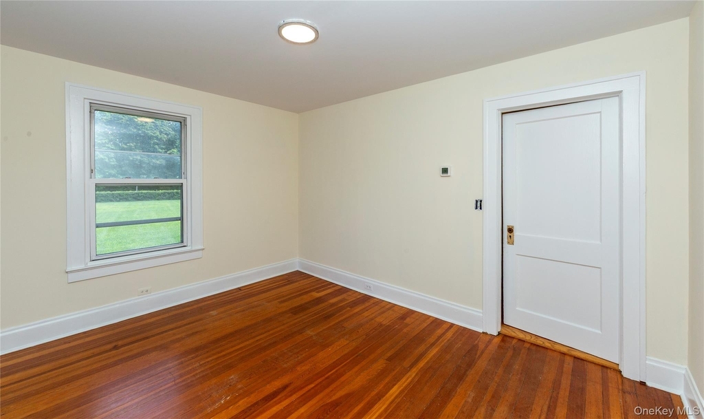 140 E Main Street - Photo 19
