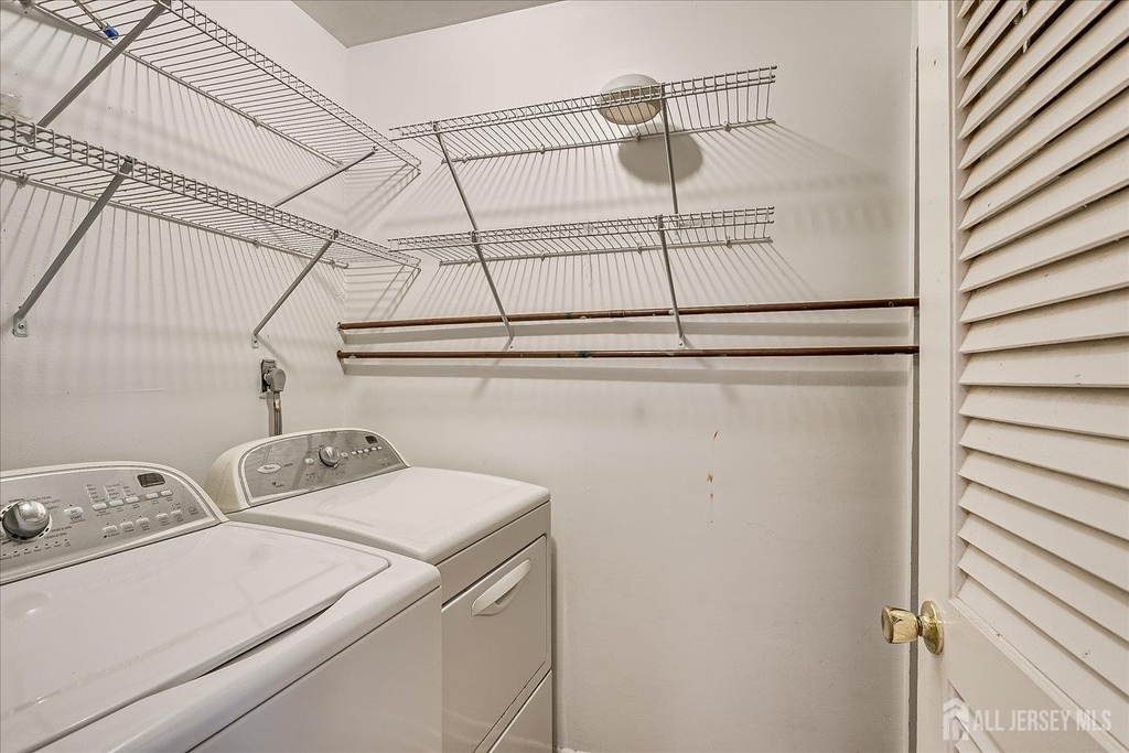 3902 Spring Brook Drive - Photo 25