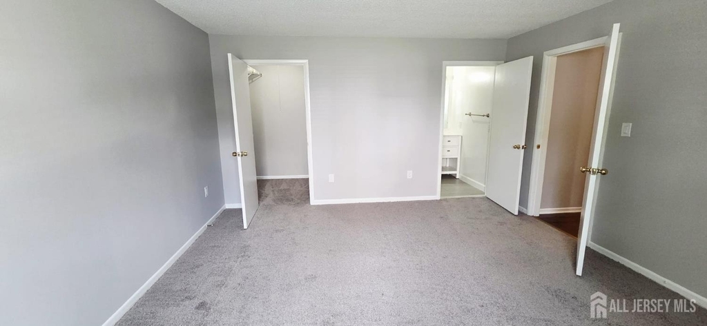 8207 Tamarron Drive - Photo 10