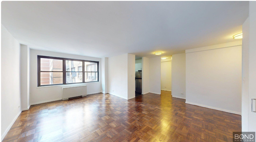 East 15th street  - Photo 1