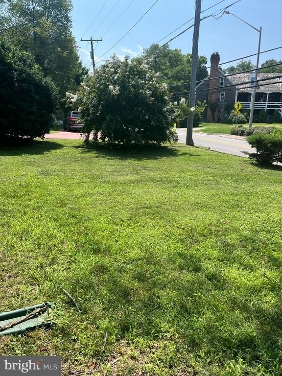 101 E Locust Street - Photo 18