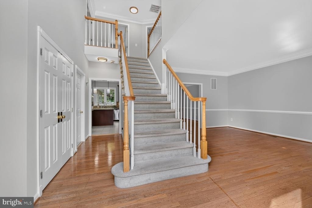 43602 Millay Court - Photo 2