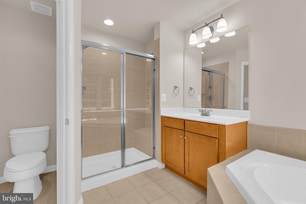 12213 Silver Cypress Terrace - Photo 19