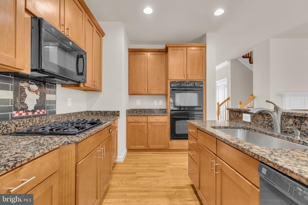 12213 Silver Cypress Terrace - Photo 9