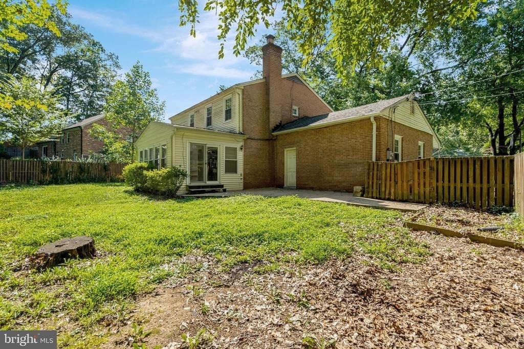 8916 Braeburn Drive - Photo 56