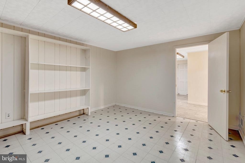8916 Braeburn Drive - Photo 40