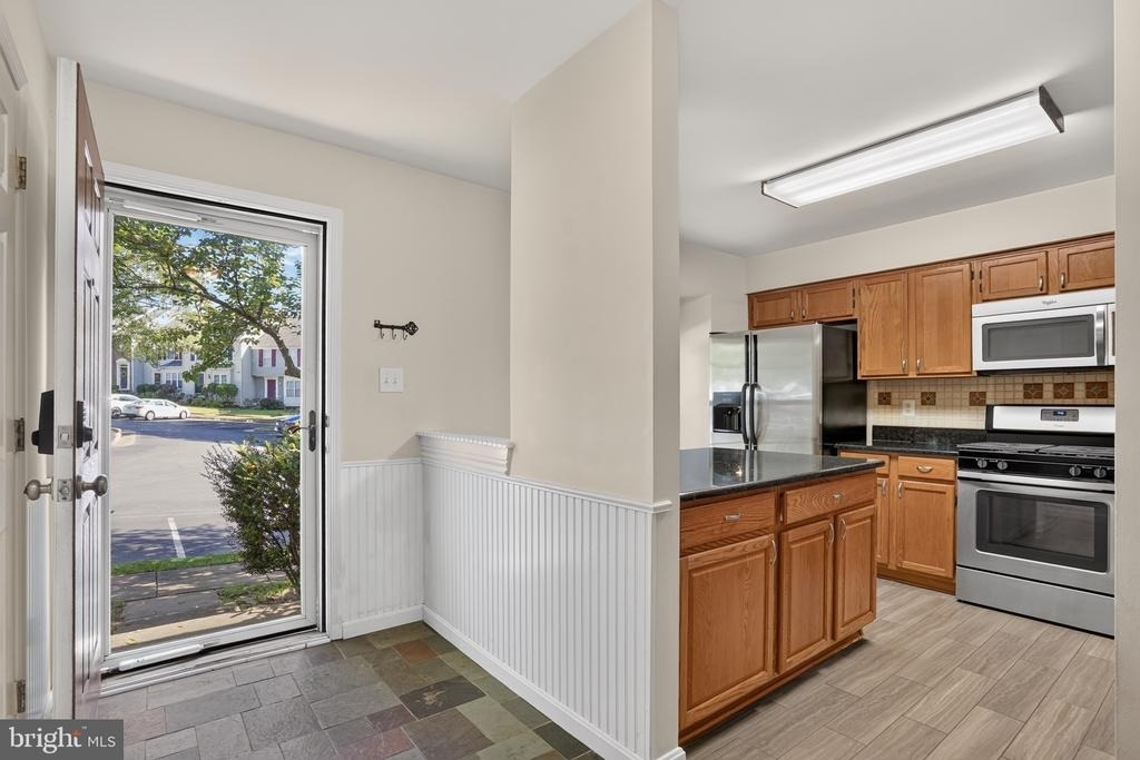 5926 Gunther Court - Photo 9