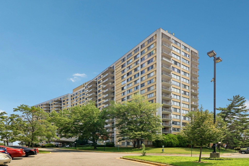 301 N Beauregard Street - Photo 4