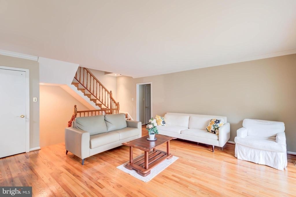 2329 S Rolfe Street - Photo 9