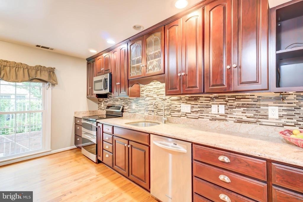 2329 S Rolfe Street - Photo 12