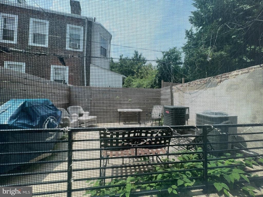 1824 Ridge Avenue - Photo 19