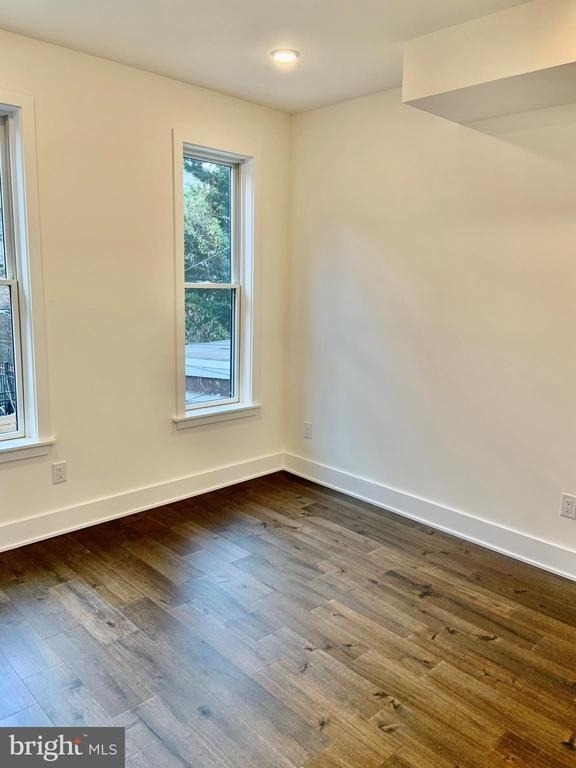1824 Ridge Avenue - Photo 6