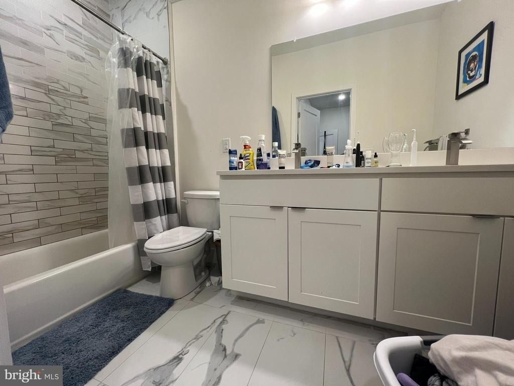 1824 Ridge Avenue - Photo 17