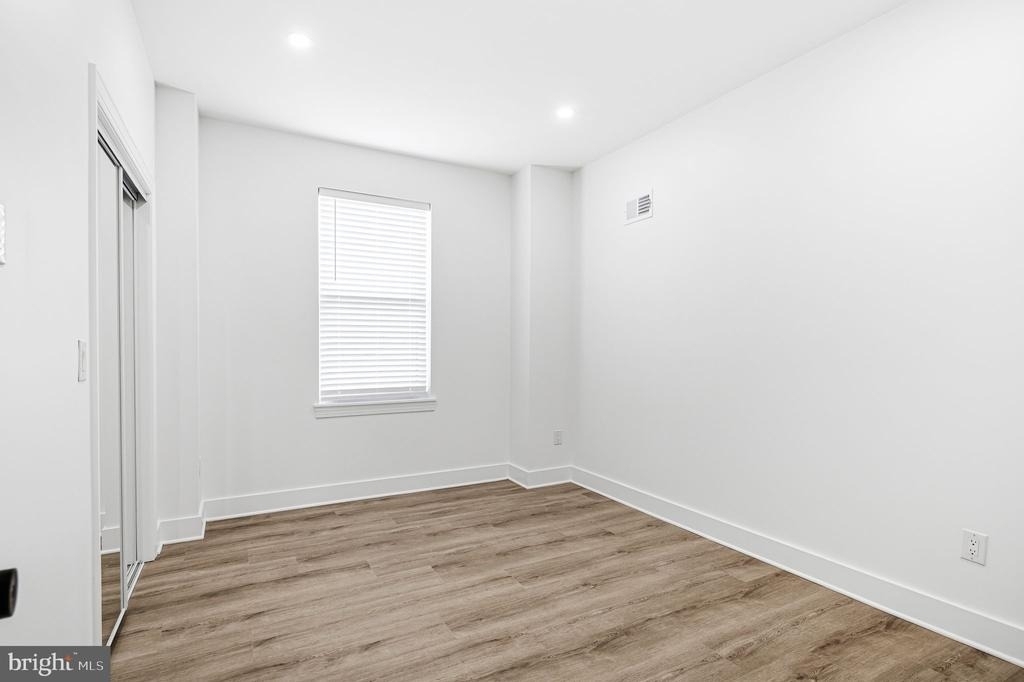 2370 Randolph Street - Photo 22