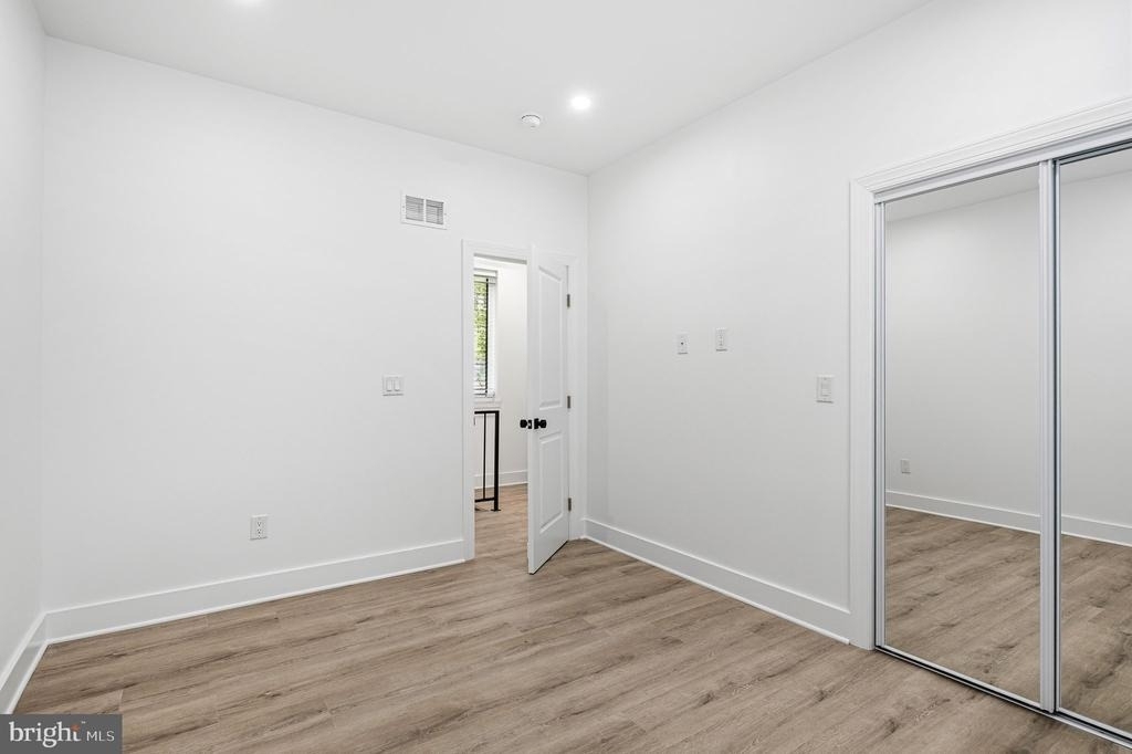 2370 Randolph Street - Photo 23