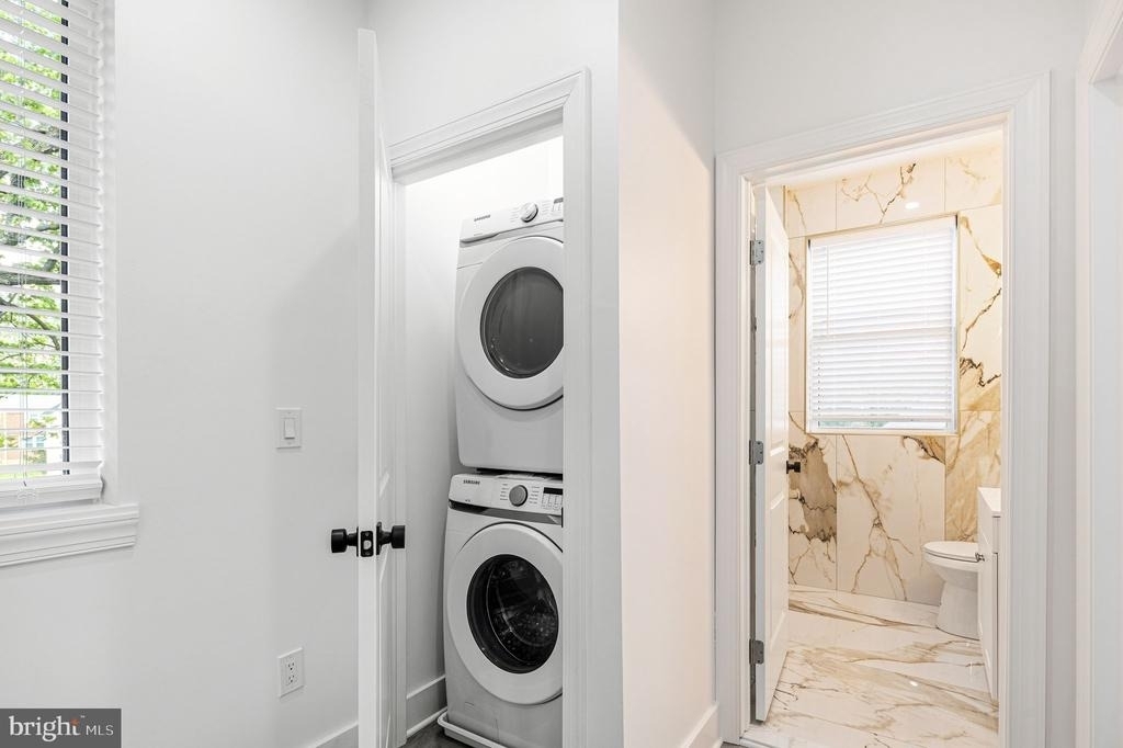2370 Randolph Street - Photo 21