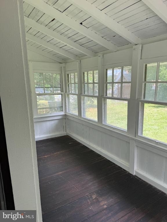 8803 48th Avenue - Photo 14