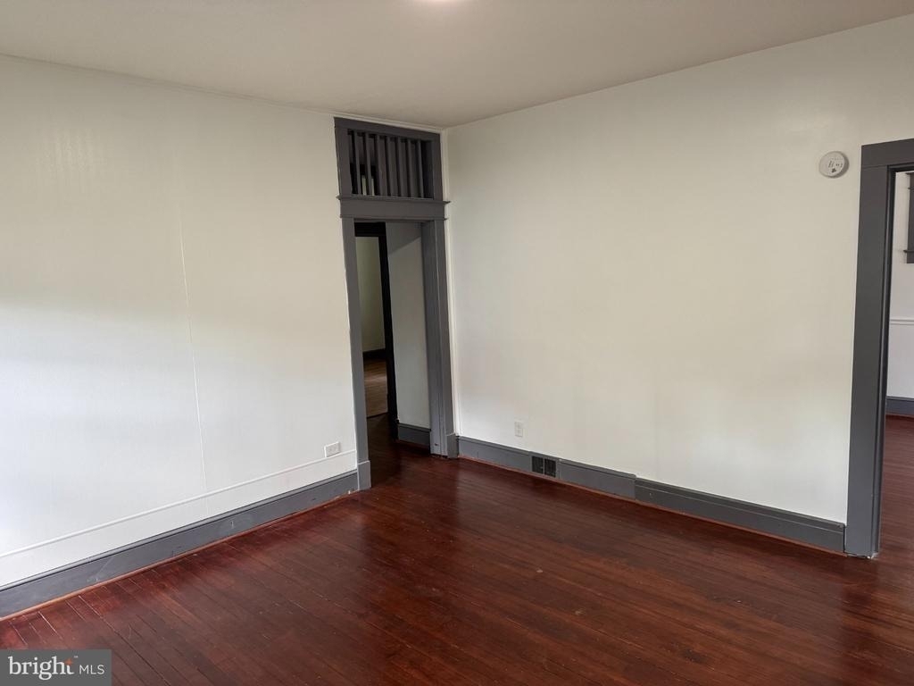8803 48th Avenue - Photo 3