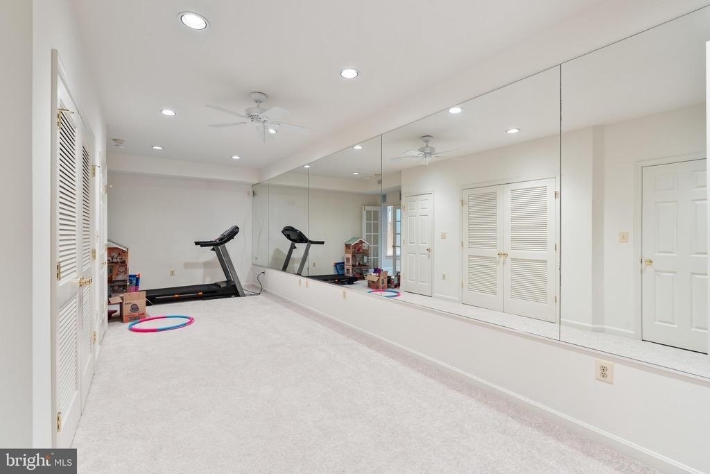 7815 Stable Way - Photo 29