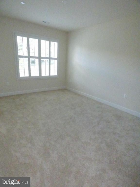 10530 Resort Road - Photo 10