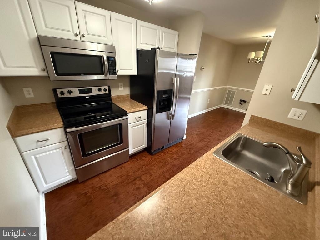 102 Three Coin Way - Photo 2