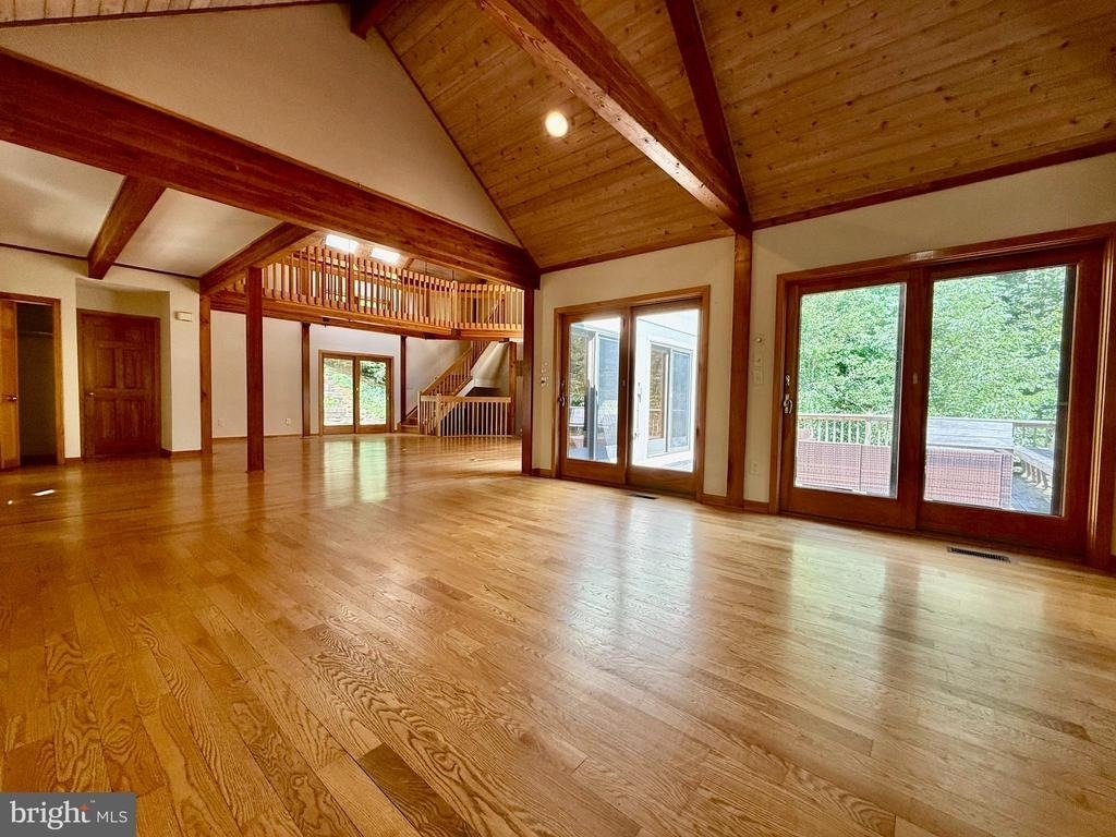 523a Epping Forest Road - Photo 2