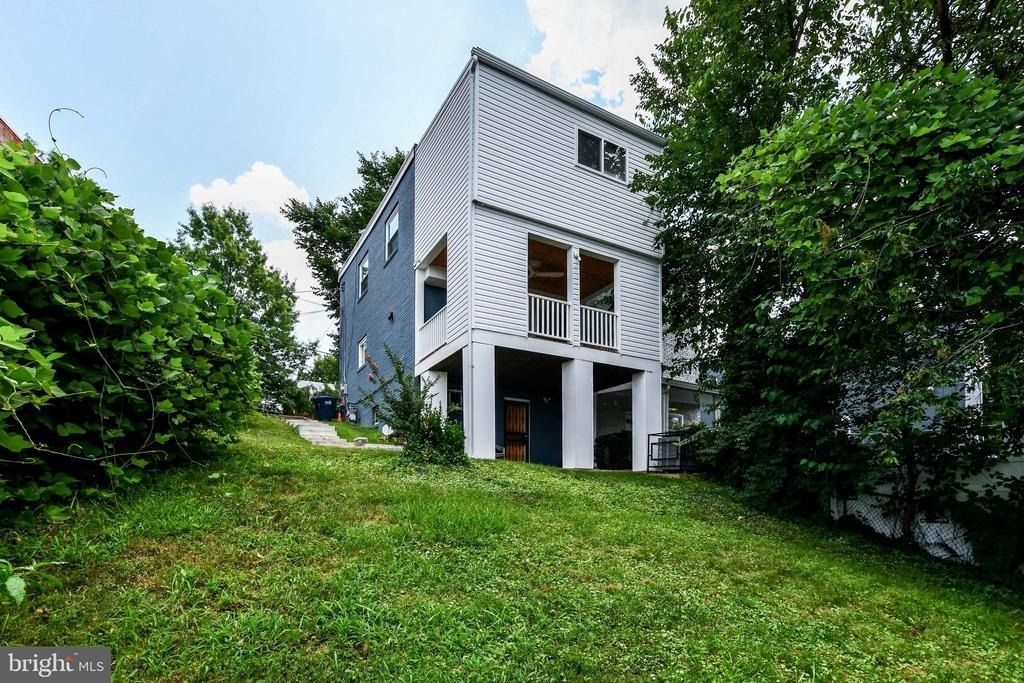 531 Hilltop Terrace Se - Photo 32
