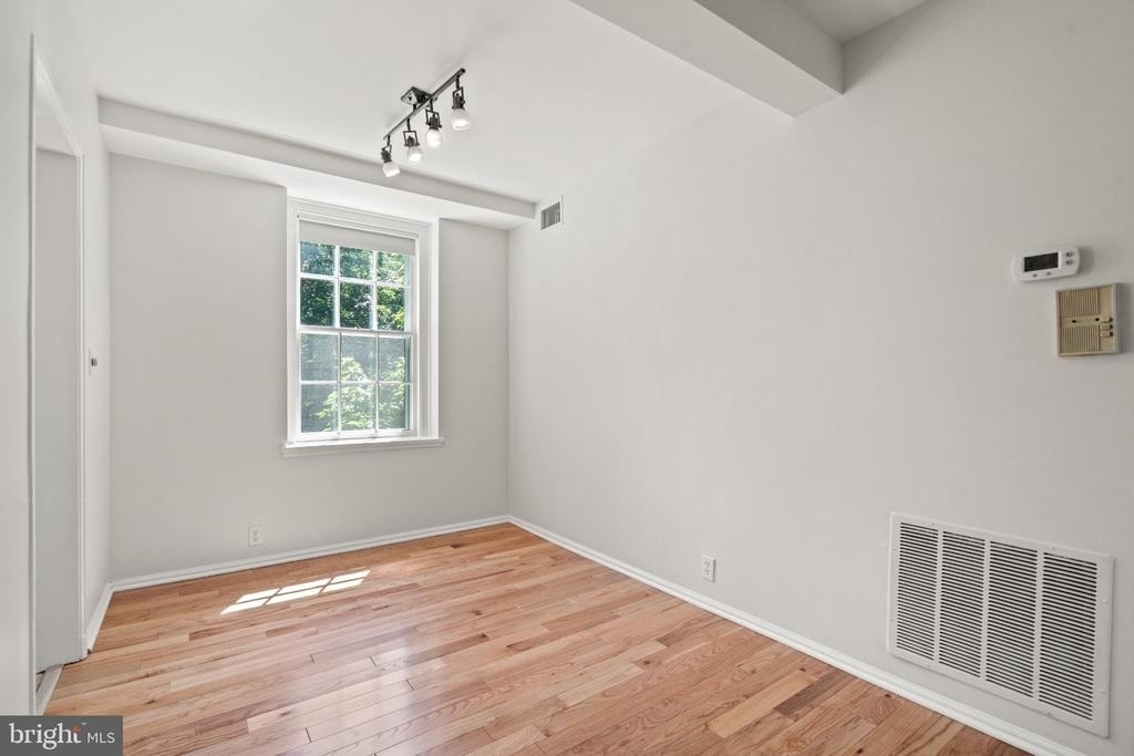 3940 Langley Court Nw - Photo 11