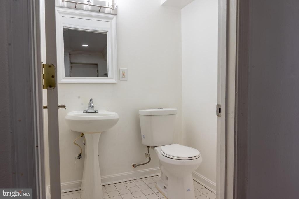 417 Atlantic Street Se - Photo 4