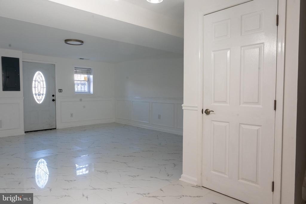 417 Atlantic Street Se - Photo 1