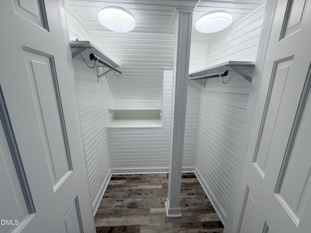 8209 Bellingham Circle - Photo 9