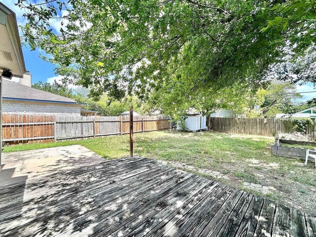 806 Minturn Ln - Photo 18