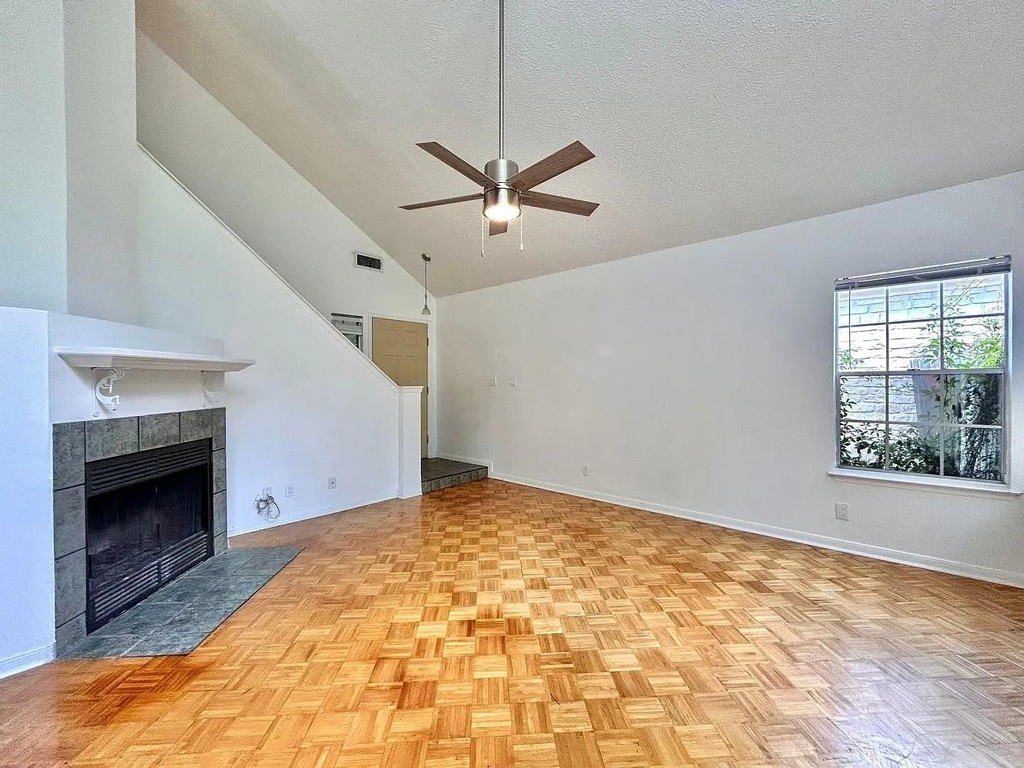 806 Minturn Ln - Photo 5