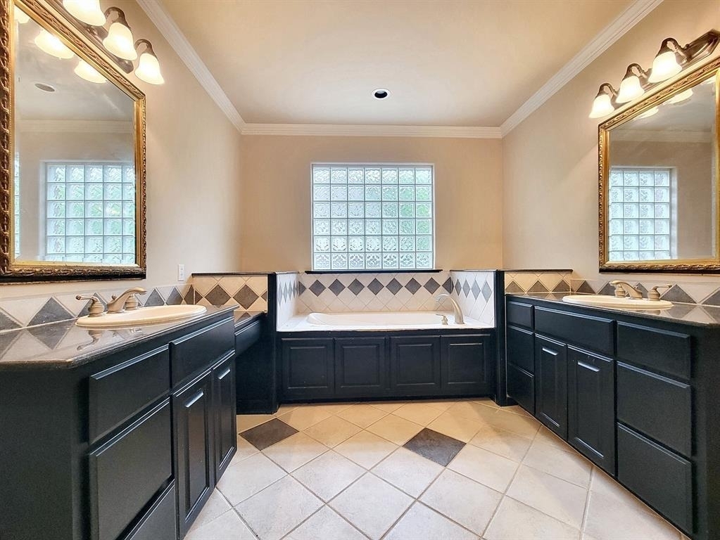 10526 Grand Oak Cir - Photo 15