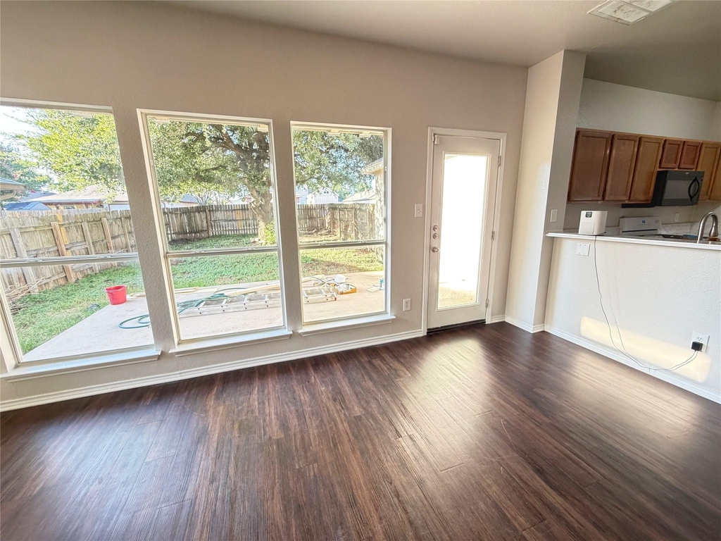 1114 Black Locust Dr - Photo 12