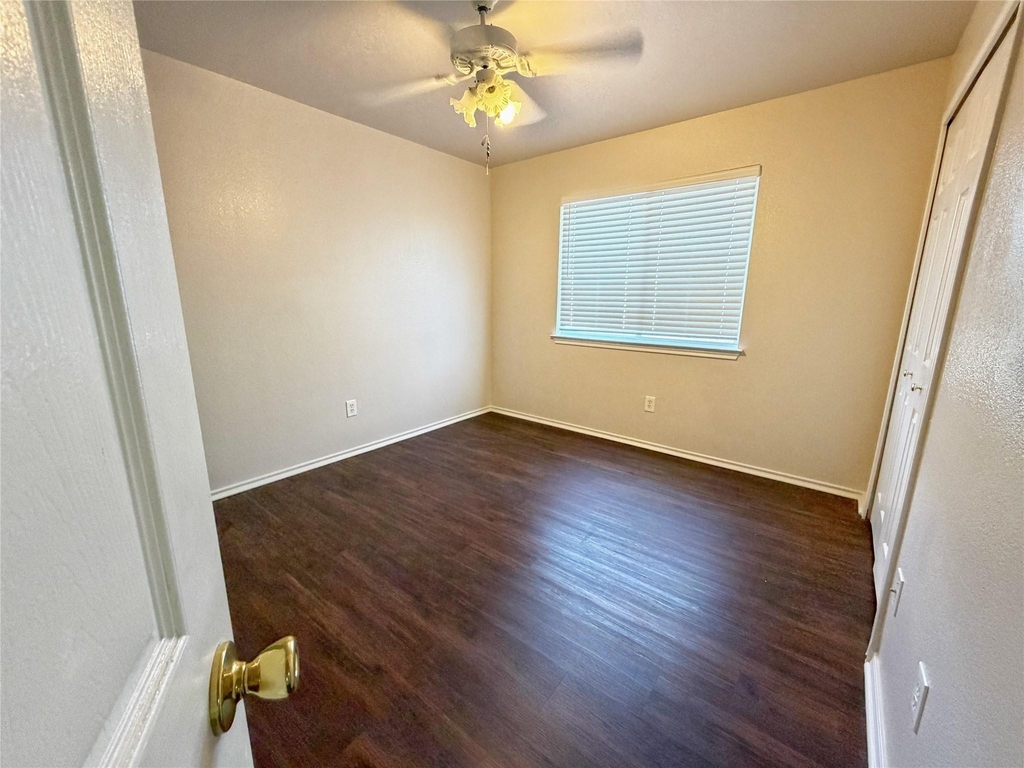 1114 Black Locust Dr - Photo 13