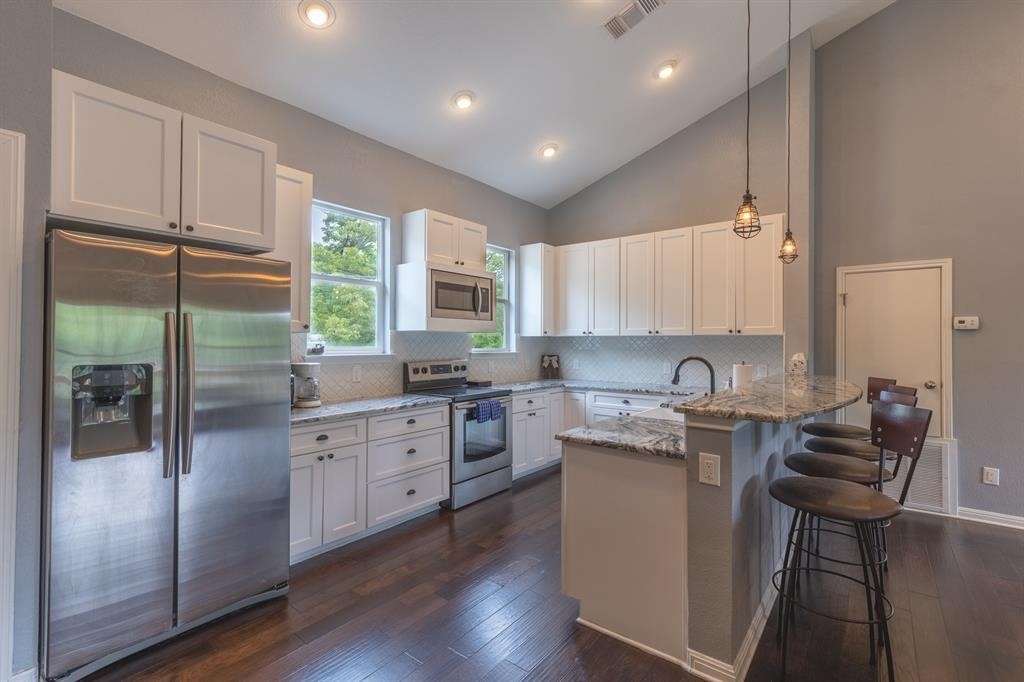 1320 Contour Dr - Photo 7