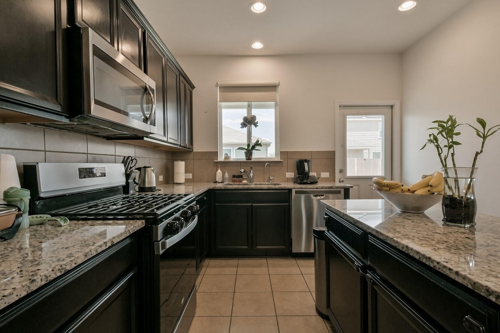 120 Palm Dr - Photo 9
