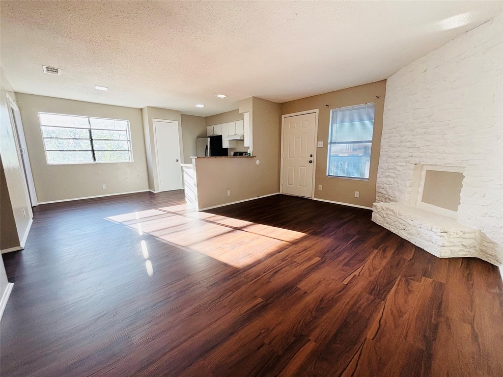 10211 Brownie Dr - Photo 0